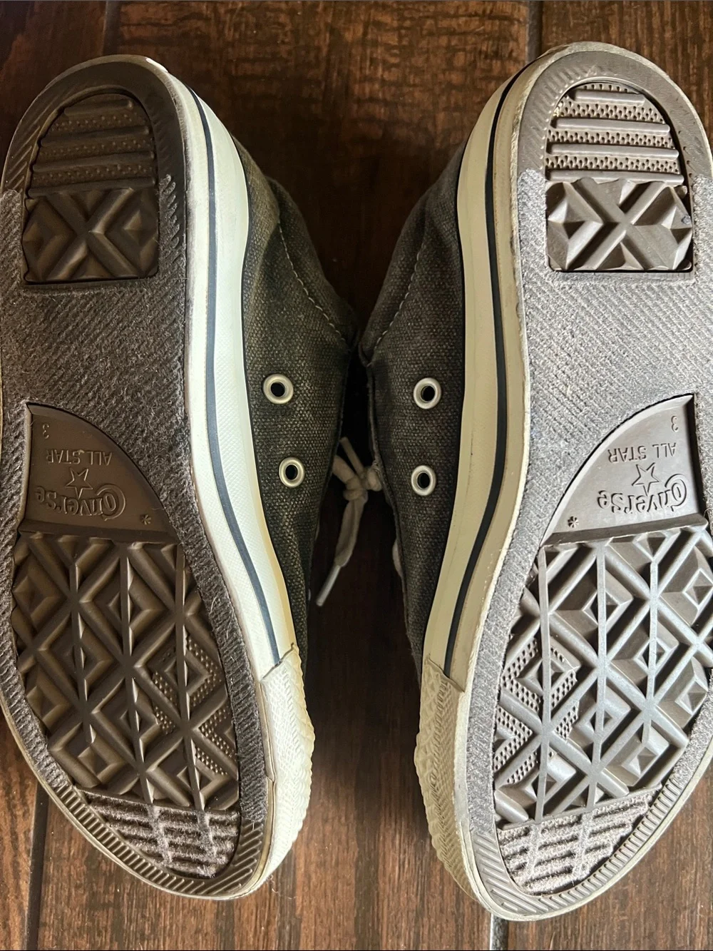 Converse Kids Gray & White Low-Top Sneakers